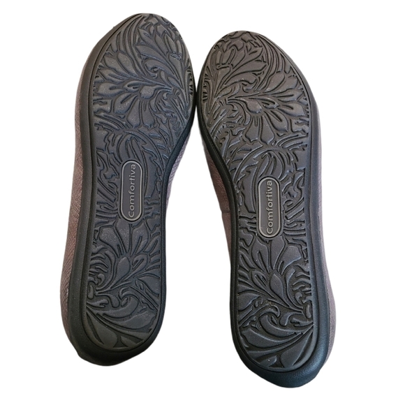 7.5 - Comfortiva | Marybeth Charcoal Loafer Flats - Picture 7 of 10